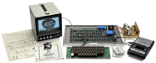 Funkční Apple 1 z roku 1976 byl vydražen za 668,000 dolarů  