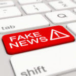 Stroj na falešné zprávy na internetu – jak ho odhalit